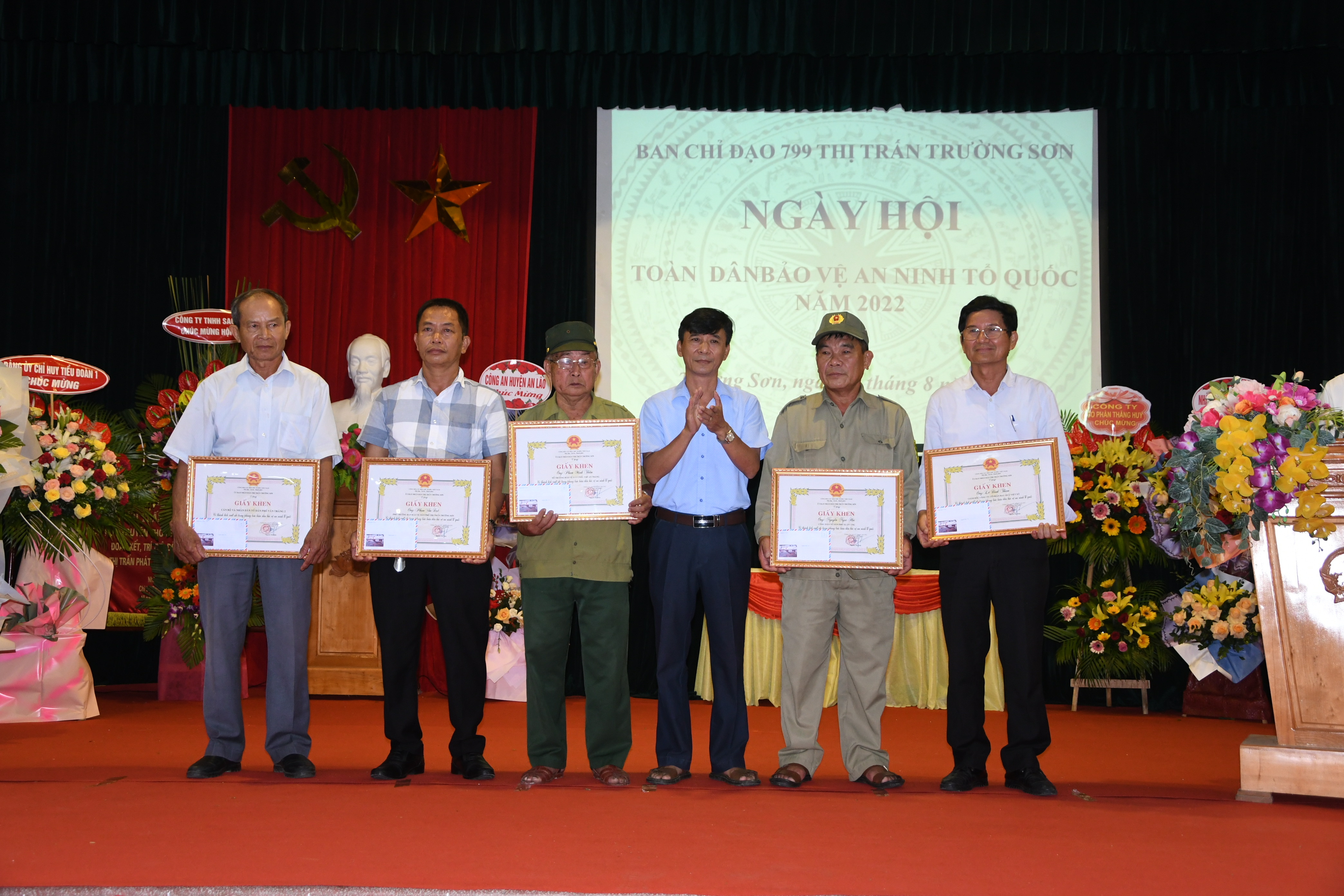 Huyện An Lão: Tổ chức ngày hội “Toàn dân bảo vệ An ninh Tổ quốc” thị trấn Trường Sơn